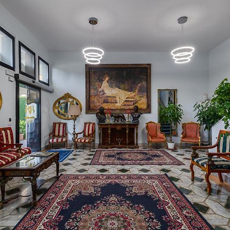 Hotel Giulietta E Romeo Casal Palocco Bagian luar foto
