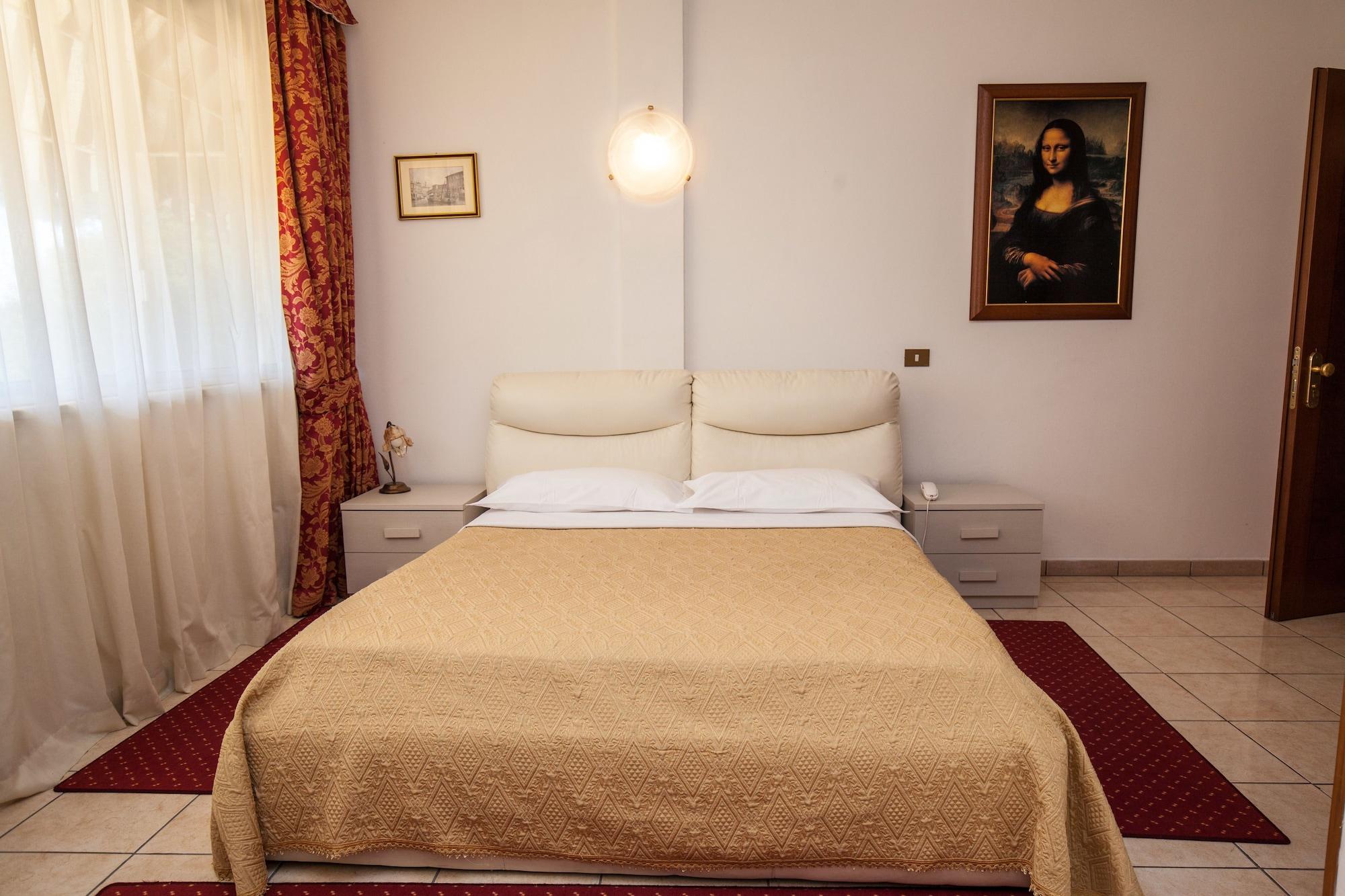 Hotel Giulietta E Romeo Casal Palocco Bagian luar foto