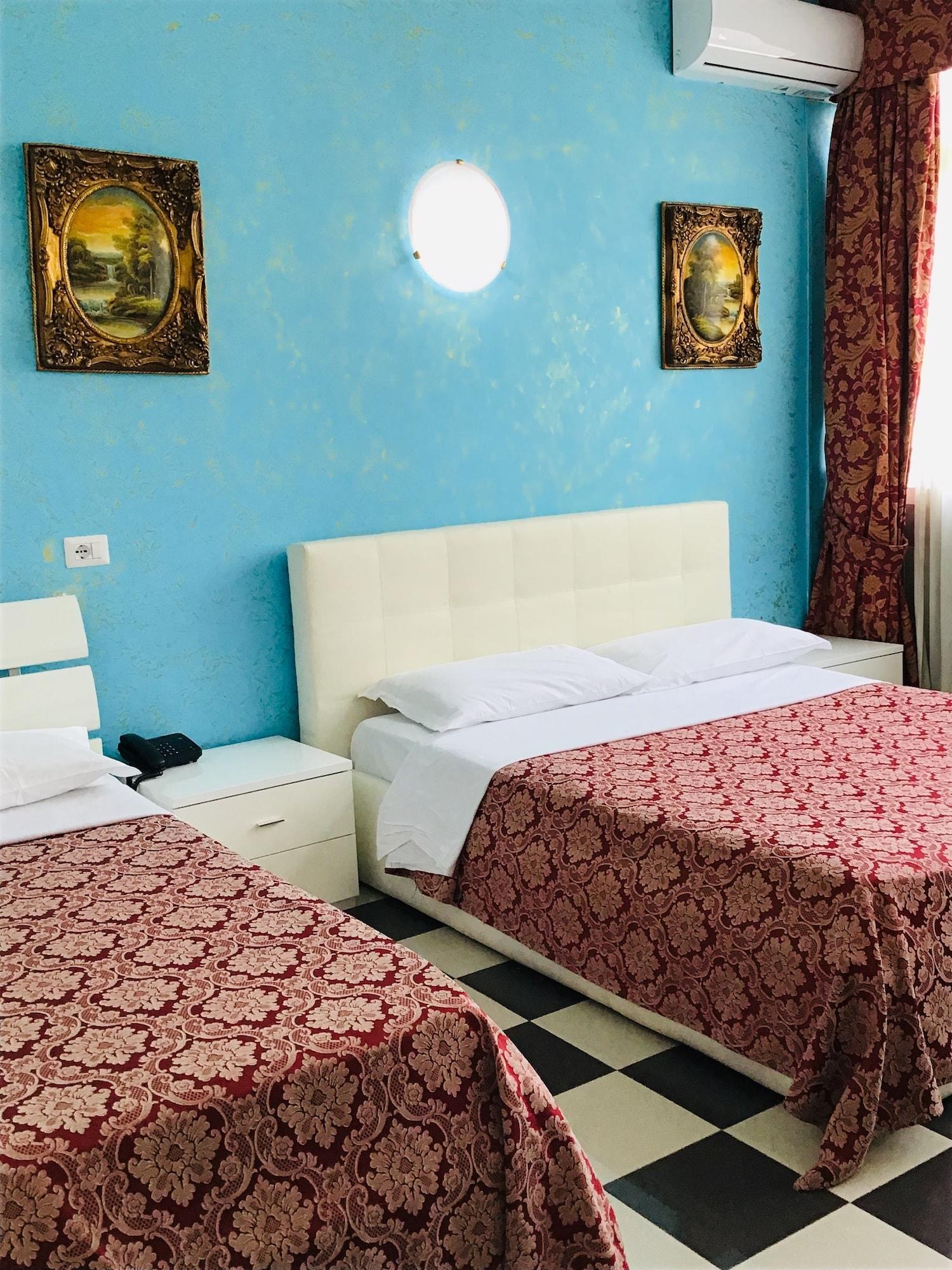 Hotel Giulietta E Romeo Casal Palocco Bagian luar foto