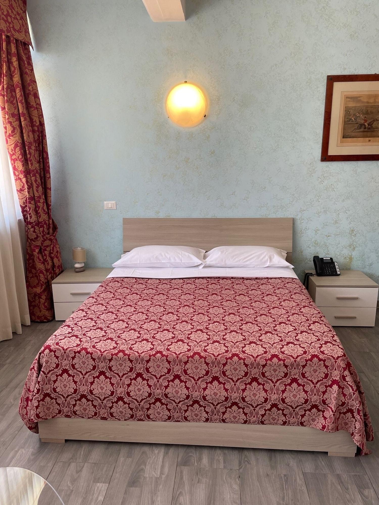 Hotel Giulietta E Romeo Casal Palocco Bagian luar foto