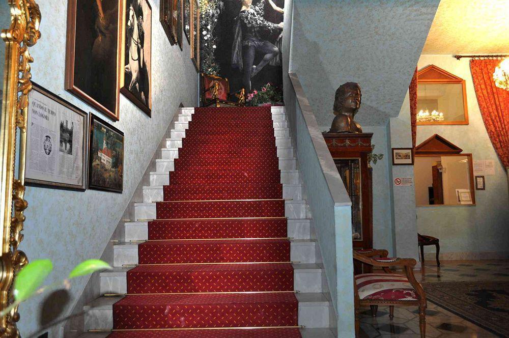 Hotel Giulietta E Romeo Casal Palocco Bagian luar foto
