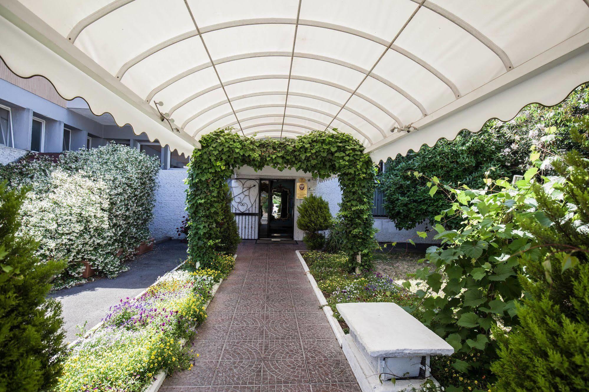 Hotel Giulietta E Romeo Casal Palocco Bagian luar foto