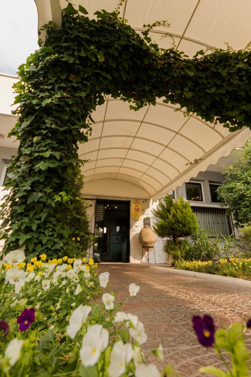Hotel Giulietta E Romeo Casal Palocco Bagian luar foto
